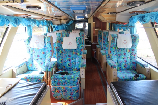 ขายรถบัส HINO F17TDI 10 ล้อแท้ ปรับอากาศ 2ชั้น VIP 43ที่นั่ง สภาพสวยพร้อมใช้งาน