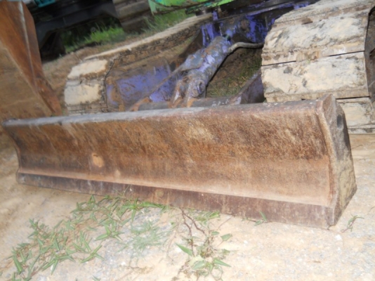 ขายรถเก่านอก komatsu 45-7 หัวเก๋งแทรกเหล็กสภาพสวย สนใจโทร 092-3309229 อี๊ด