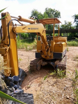 โคมัสสุpc20-1 รถเดิมๆเซียงกง ซื่อมายังไม่ไช้งานเลย