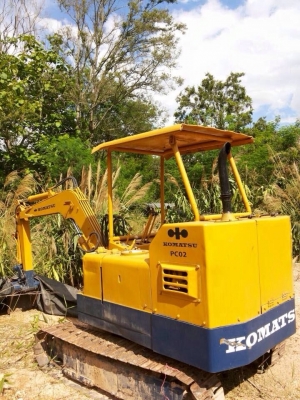 โคมัสสุpc20-1 รถเดิมๆเซียงกง ซื่อมายังไม่ไช้งานเลย