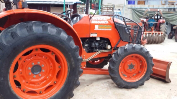 ขายล้อรถไถKUBOTA