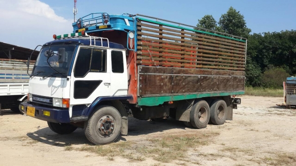 ขายรถ10ล้อกระบะบรรทุก เพลาเดียว  MITSU FUSO 170 HP