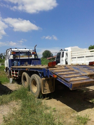 ขาย nissan ud เครื่อง177แรง สภาพดี กระบะต่อใหม่