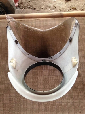 โม่งหน้า