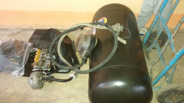 แก็สหัสฉีด