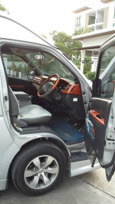 ขายด่วนรถปี05ครับ จะไปเอารถบัสแล้วครับ