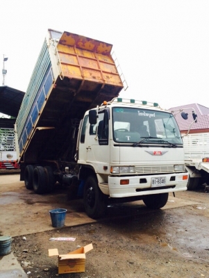 ขายสิบล้อสองเพลาดั้ม226เครื่องHO7Cเทอร์โบ สวยๆ