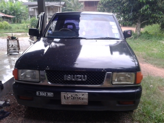 รถกระบะอีซูสุตอนครึ่ง  พร้อมใช้งาน  เล่มติดมือ   รถบ้านๆๆ