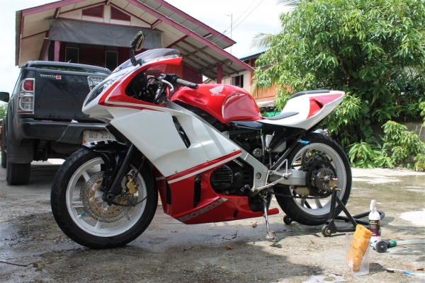 ขาย VFR NC24 ทะเบียนแท้พร้อมโอนราคาถูก แลก/เทิร์น/ผ่อน ได้จ้า