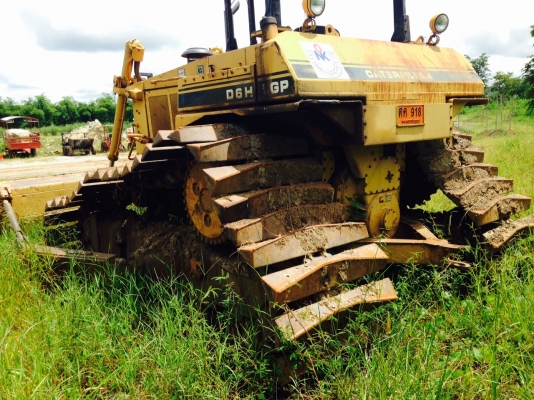 ขายรถแทร็กเตอรD6Hชีลีทูรถทำงานได้5790ชั้วโมงมีเล่มทะเบืยน