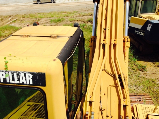 ขายรถแบคโฮCAT320Cรถมอรเตอรสวิงเสียและมอรเตอรคันเลง