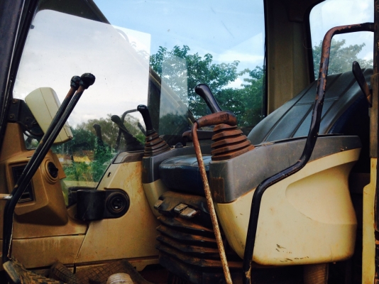 ขายรถแบคโฮCAT320Cรถมอรเตอรสวิงเสียและมอรเตอรคันเลง