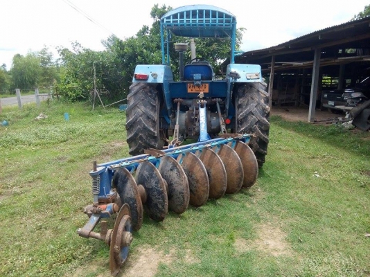 ขายรถไถ ford 6640 สภาพสวย เดิมๆพร้อมใช้งาน