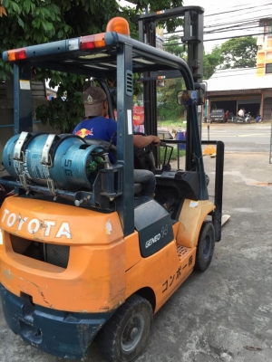 ขายโฟรคลิฟ toyota รุ่น7