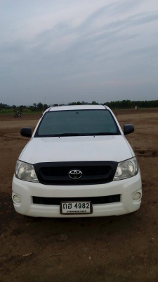 ขาย Toyota vigo สีขาวปี2010สภาพสวยพร้อมใช้งาน