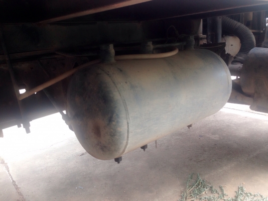 ISUZU JCM 165 HP 6BD1 สิบล้อเพลาเดียว เทรลเลอร์ท้ายลาดมีหางพับไฮดรอลิกส์ขึ้นรถเกี่ยวข้าวและขึ้นแบ็คโฮร PC 120 ได้สบายเลยครับ เครื่องยนต์แรงดีแน่นดีไม่มีเยิ้ม หัวเก๋งสวยๆภายในเก๋งคอนโซลครบพร้อม พวงมาลัยเพาเวอร์ เบรคลม ช่วงล่างแน่นคัชซีไม่มีบวม ยาง 10 เส้นส ISUZU JCM 165 HP 6BD1 สิบล้อเพลาเดียว เทรลเลอร์ท้ายลาดมีหางพับไฮดรอลิกส์ขึ้นรถเกี่ยวข้าวและขึ้นแบ็คโฮร PC 120 ได้สบายเลยครับ เครื่องยนต์แรงดีแน่นดีไม่มีเยิ้ม หัวเก๋งสวยๆภายในเก๋งคอนโซลครบพร้อม พวงมาลัยเพาเวอร์ เบรคลม ช่วงล่างแน่นคัชซีไม่มีบวม ยาง 10 เส้นส