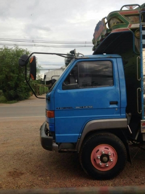 ขาย6ล้อ5เมตร อีซูซุ 145เบรคทิ๊ฟฟี่ เกียร์6สปีด แชชซีสวย ช่วงล่างF สภาพสวยพร้อมใช้งาน ขาย6ล้อ5เมตร อีซูซุ 145เบรคทิ๊ฟฟี่ เกียร์6สปีด แชชซีสวย ช่วงล่างF สภาพสวยพร้อมใช้งาน