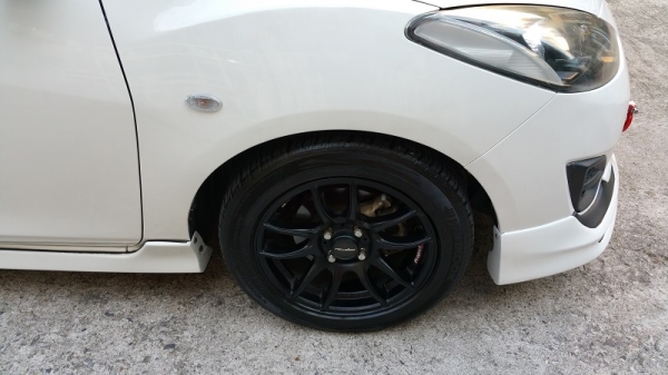 มาสด้า2 AIRBAG/ABS ปี11 เครื่อง1.5 เกียร์ออโต้ แอร์เย็น รถสวย