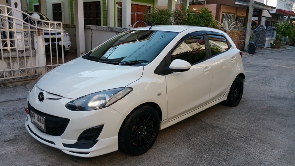 มาสด้า2 AIRBAG/ABS ปี11 เครื่อง1.5 เกียร์ออโต้ แอร์เย็น รถสวย