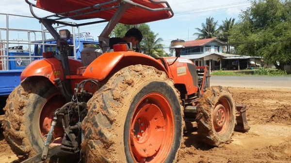 ขายรถไถคูโบต้า M7040 ปี52เอกสารเล่มทะเบียน เกียร์ดี 4&times;4ใช้งานได้ปกติ ระบบไฮดรอลิกซ์ปกติ พร้อมใช้งานงาน ชุดโอนครบ