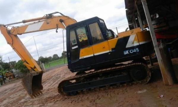 ขายรถขุดแบ็คโค KOBELCO120 มาร์คทรู เล่มทะเบียน ช่วงล่างเต็ม เครื่องแน่น บูมสวย พร้อมลุยงาน ระบบกึ่งไฟฟ้า แอร์เย็น เอวดี