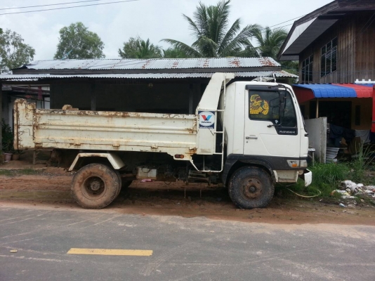 ขายรถ6ล้อดัมพ์ HINO FC3J เครื่อง JO7C 165 แรงม้า 590000 ต่อรองราคาได้