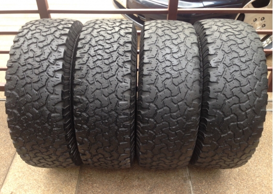 ยาง All BF goodrich 265 70 16 พร้อมใช้งาน ยาง All BF goodrich 265 70 16 พร้อมใช้งาน