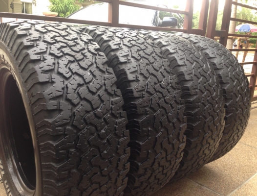 ยาง All BF goodrich 265 70 16 พร้อมใช้งาน ยาง All BF goodrich 265 70 16 พร้อมใช้งาน