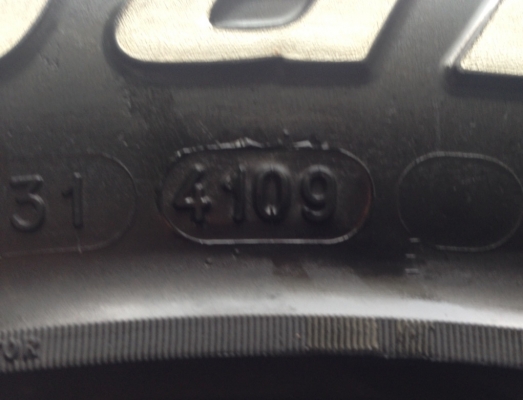 ยาง All BF goodrich 265 70 16 พร้อมใช้งาน ยาง All BF goodrich 265 70 16 พร้อมใช้งาน