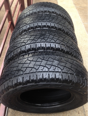 ยาง All PIRELLI 245 70 16 กลางปี11 ดอกเยอะ คมๆ ยาง All PIRELLI 245 70 16 กลางปี11 ดอกเยอะ คมๆ