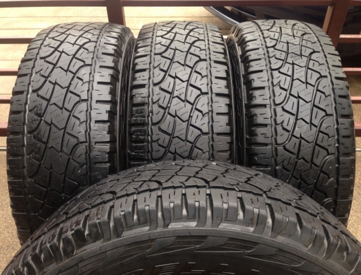 ยาง All PIRELLI 245 70 16 กลางปี11 ดอกเยอะ คมๆ ยาง All PIRELLI 245 70 16 กลางปี11 ดอกเยอะ คมๆ