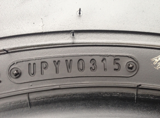 ยาง All Dunlop 31 10.5 R15 ปี15 จำนวน 1เส้น ยาง All Dunlop 31 10.5 R15 ปี15 จำนวน 1เส้น