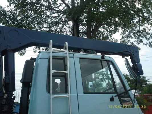 ขายด่วน,,หกล้อ  195 hp ช่วงยาว,ติดเครน,,3 ตัน,,(ตามภาพ),,