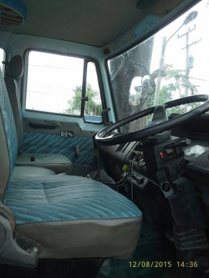 ขายด่วน,,หกล้อ  195 hp ช่วงยาว,ติดเครน,,3 ตัน,,(ตามภาพ),,