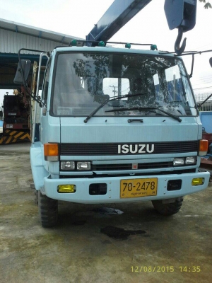 ขายด่วน,,หกล้อ  195 hp ช่วงยาว,ติดเครน,,3 ตัน,,(ตามภาพ),,