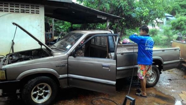 ขับได้เครืองดีครัชชีไม่ฝุทะเบียนแจ้งจอด ,มีคอกเสริมข้างให้ด้วย