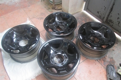 ขายล้อแม๊กกะบะ6รูแนวออฟโรดราคาถูกสภาพดี