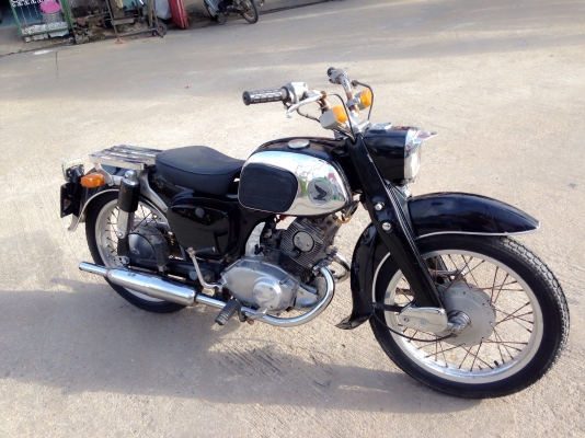 ขาย c92 มีเล่มส้มไม่มีชุดโอน  สภาพสวยๆ ตามรูป  ขี่ใช้งานได้ปกติ ขายถูกๆ 39000 ติดต่อ   0889419663