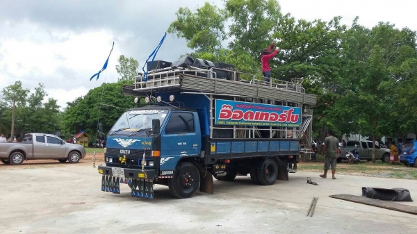 ขาย NPR59L เครื่อง 1115 รถสวยมากๆ พร้อมใช้