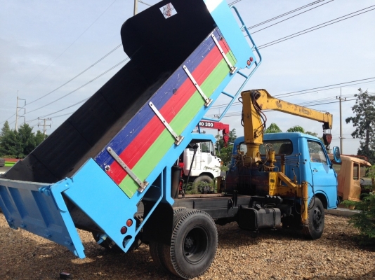 หกล้อดั้มเล็ก 100แรง ติดเครนทาดาโน่เก่าญี่ปุ่น2.2ตัน