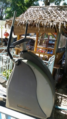 เครื่องออกกำลังกายใช้ถ่านงานนอกครับ เครื่องออกกำลังกายใช้ถ่านงานนอกครับ