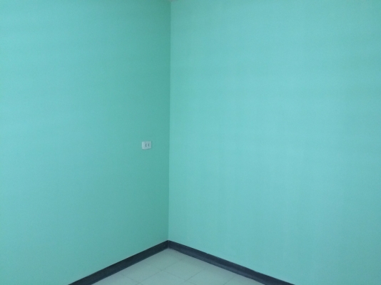 ขายห้องเอื้ออาทรลาดกระบัง2เฟตล2ตึก86ชั้น1 ตรงบันไดทางขึ้น