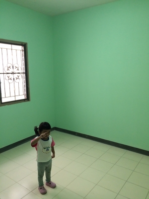 ขายห้องเอื้ออาทรลาดกระบัง2เฟตล2ตึก86ชั้น1 ตรงบันไดทางขึ้น