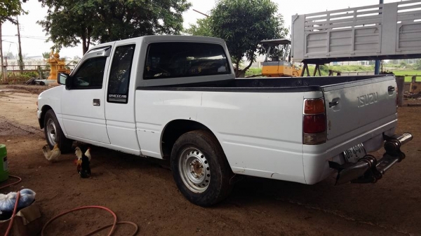 ISUZU TFR ปี 33 พวงมาลัยเพาร์เวอร์  สภาพพร้อมใช้