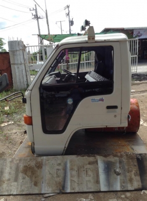 ขายหัว 6ล้อ ISUZU - NPR สีขาว ขายหัว 6ล้อ ISUZU - NPR สีขาว