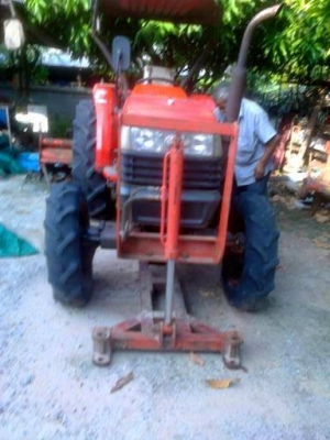 ขายรถไถ KUBOTA L4508 อุปกรณ์ ดันหน้า ผานหลัง โรตารี่ ใช้งานน้อย สภาพพร้อมใช้งาน เอกสารพร้อมโอน สนใจโทร 090-8588220คุณนะ 093-3258446คุณบิว ID:narong498 หรือเข้าดูสินค้าอื่นๆได้ที่ www.truck.in.th/498 หรือเพจFacebook ณรงค์ ซื้อขายรถมือสอง (เว็บไซต์ส่วนตัว)
