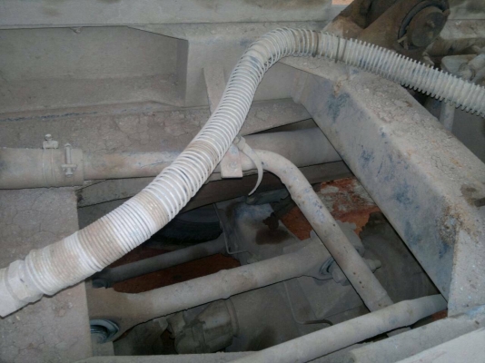 สิบล้อ ราคา1,190,000บ อีซูซุ 270 ยูโรปี40 ดั้มสามมิตร สภาพดีสวยเดิมๆช่วงล่างเต็ม แคชชีสวยจัด พร้อมใช้งาน เล่มทะเบียนพร้อมโอน ราคา 1,190,000บ ครับท่าน