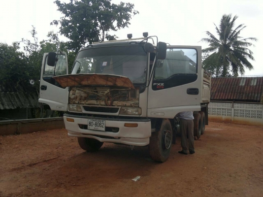 สิบล้อ ราคา1,190,000บ อีซูซุ 270 ยูโรปี40 ดั้มสามมิตร สภาพดีสวยเดิมๆช่วงล่างเต็ม แคชชีสวยจัด พร้อมใช้งาน เล่มทะเบียนพร้อมโอน ราคา 1,190,000บ ครับท่าน