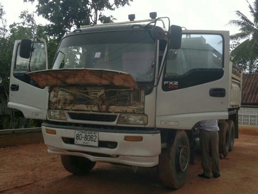 สิบล้อ ราคา1,190,000บ อีซูซุ 270 ยูโรปี40 ดั้มสามมิตร สภาพดีสวยเดิมๆช่วงล่างเต็ม แคชชีสวยจัด พร้อมใช้งาน เล่มทะเบียนพร้อมโอน ราคา 1,190,000บ ครับท่าน