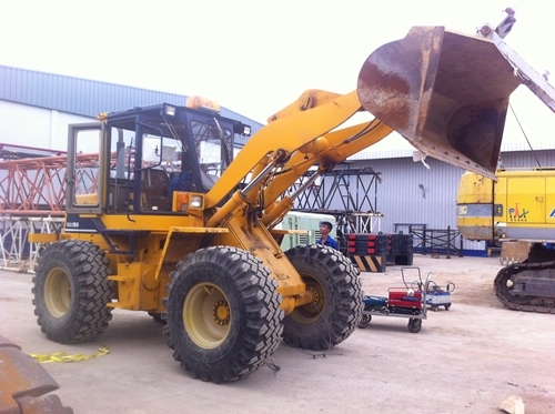 นำเข้าเครื่องจักรกลหนักมือ 2 จากต่างประเทศ Tel.098-858-5524 สามภพ ครับ